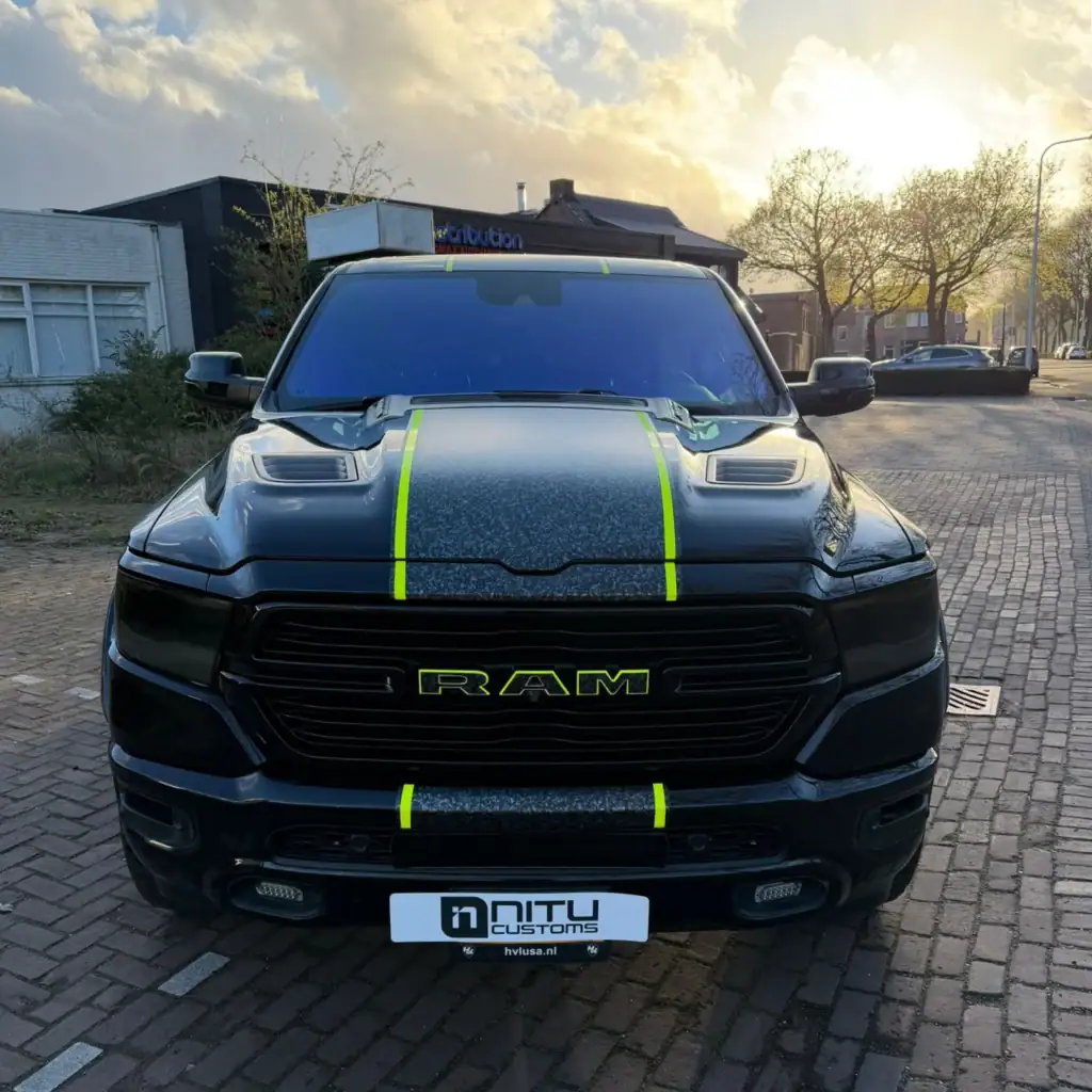 Auto ramen blinderen van DODGE RAM